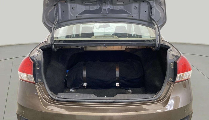2015 Maruti Ciaz ZXI, CNG, Manual, 78,606 km, Boot Open Zoomed View