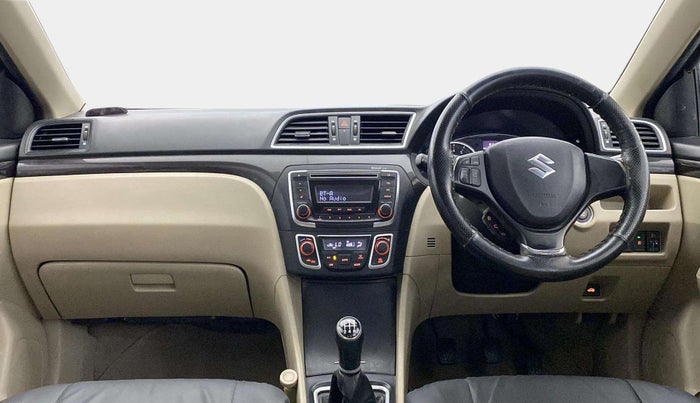 2015 Maruti Ciaz ZXI, CNG, Manual, 78,606 km, Dashboard