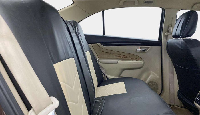 2015 Maruti Ciaz ZXI, CNG, Manual, 78,606 km, Right Side Rear Door Cabin