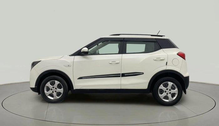 2022 Mahindra XUV300 W6 1.2 PETROL AMT, Petrol, Automatic, 48,602 km, Left Side