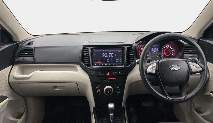 2022 Mahindra XUV300 W6 1.2 PETROL AMT, Petrol, Automatic, 48,602 km, Dashboard