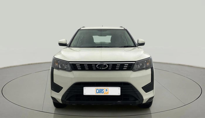 2022 Mahindra XUV300 W6 1.2 PETROL AMT, Petrol, Automatic, 48,602 km, Front