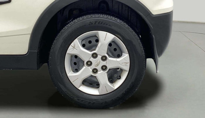 2022 Mahindra XUV300 W6 1.2 PETROL AMT, Petrol, Automatic, 48,602 km, Left Rear Wheel