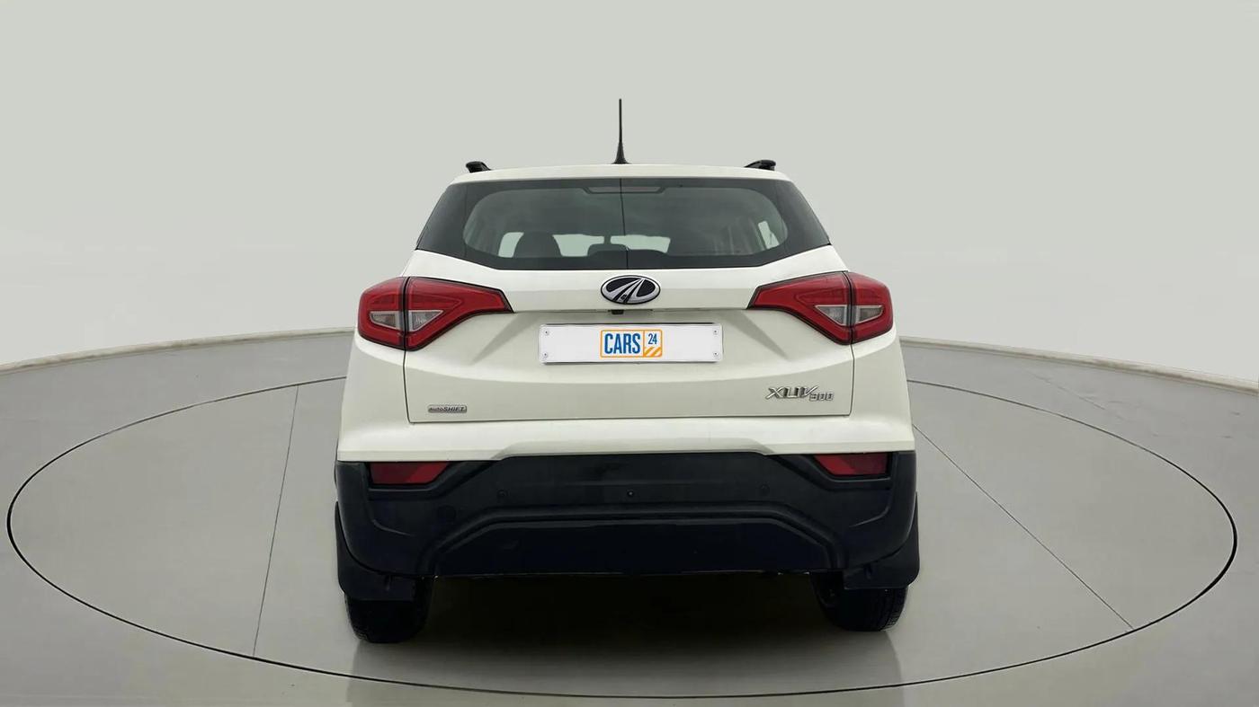 2022 Mahindra XUV300 W6 1.2 PETROL AMT, Petrol, Automatic, 48,602 km, Back/Rear