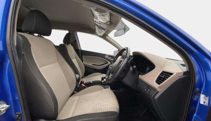 2018 Hyundai Elite i20 ASTA 1.2 (O), Petrol, Manual, 23,632 km, Right Side Front Door Cabin