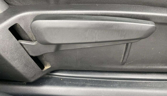 2023 Tata ALTROZ XZ PLUS PETROL, Petrol, Manual, 33,236 km, Driver Side Adjustment Panel