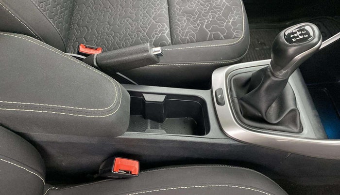 2023 Tata ALTROZ XZ PLUS PETROL, Petrol, Manual, 33,236 km, Gear Lever