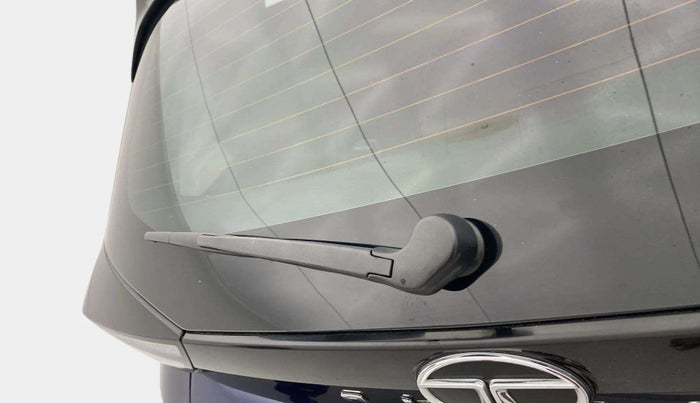 2023 Tata ALTROZ XZ PLUS PETROL, Petrol, Manual, 33,236 km, Rear Wiper