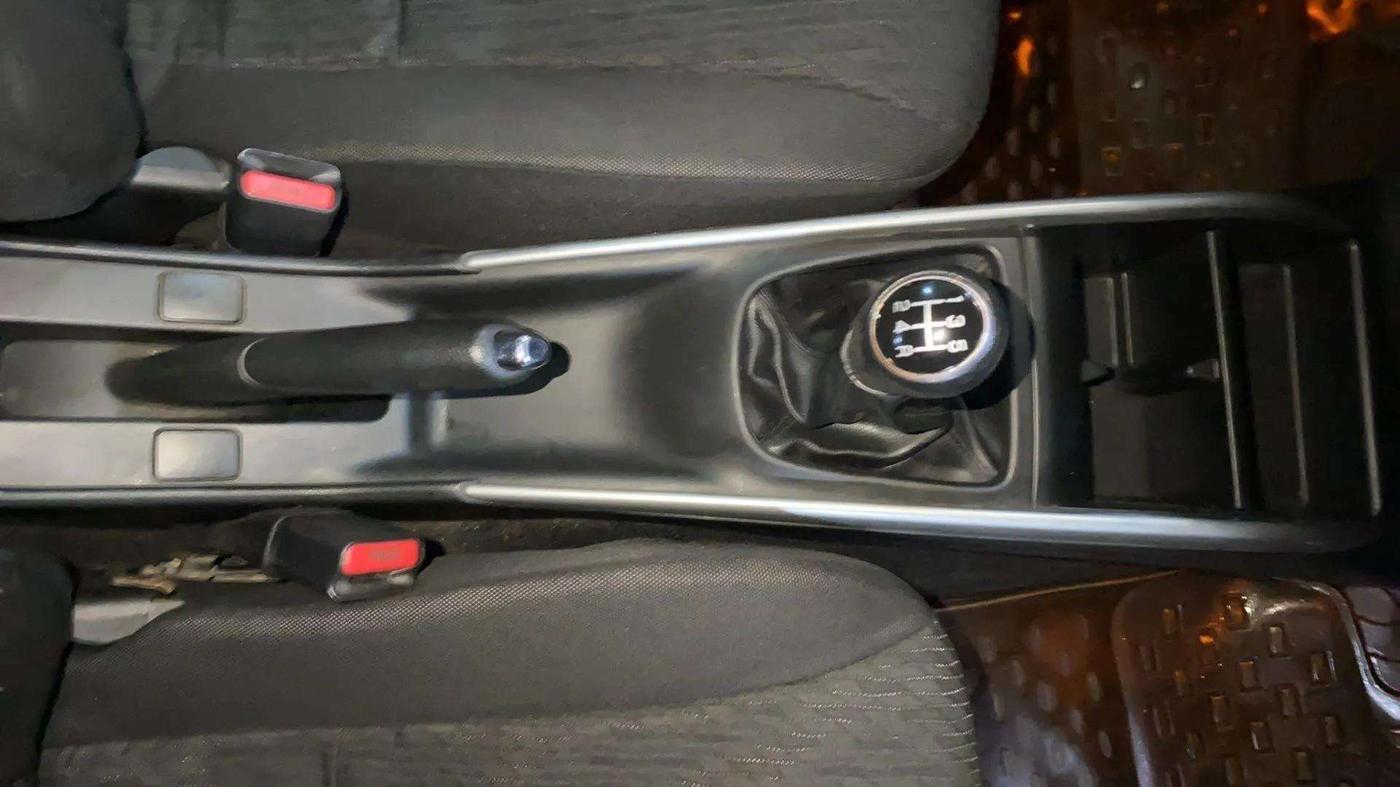 2016 Maruti Baleno ZETA PETROL 1.2, Petrol, Manual, 63,689 km, Gear Lever