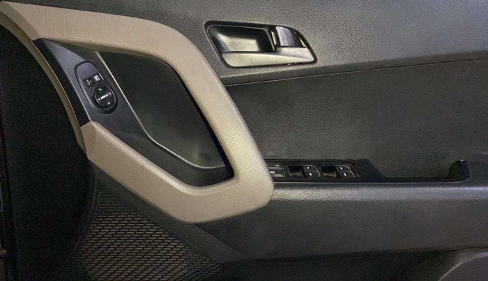 2016 Hyundai Creta S PLUS 1.4 DIESEL, Diesel, Manual, 75,411 km, Driver Side Door Panels Control