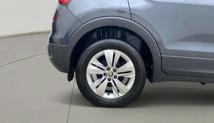 2022 Skoda KUSHAQ AMBITION 1.0L TSI MT, Petrol, Manual, 27,795 km, Right Rear Wheel