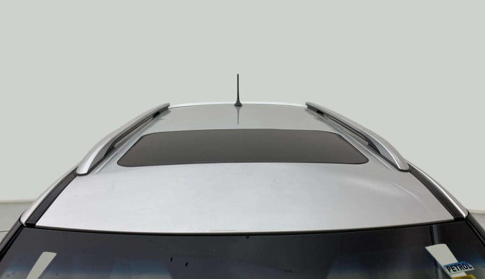 2019 Mahindra XUV300 W8 (O) 1.2 PETROL, Petrol, Manual, 41,826 km, Moonroof/ Sunroof