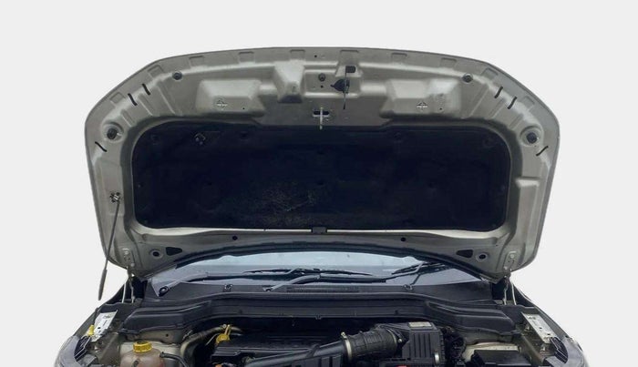 2019 Mahindra XUV300 W8 (O) 1.2 PETROL, Petrol, Manual, 41,826 km, Open Bonet