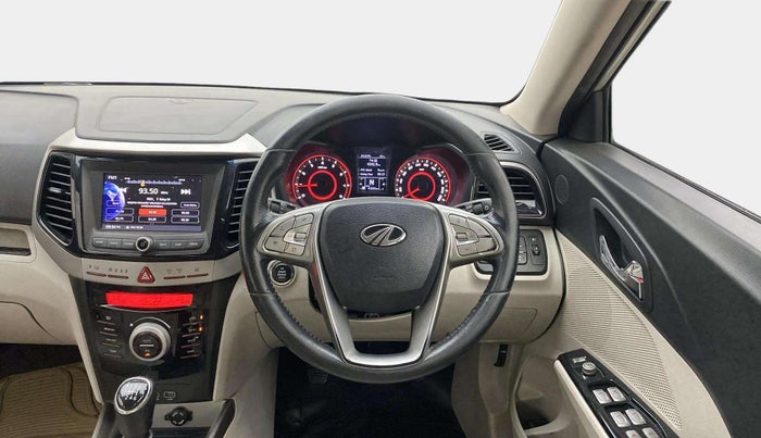 2019 Mahindra XUV300 W8 (O) 1.2 PETROL, Petrol, Manual, 41,826 km, Steering Wheel Close Up