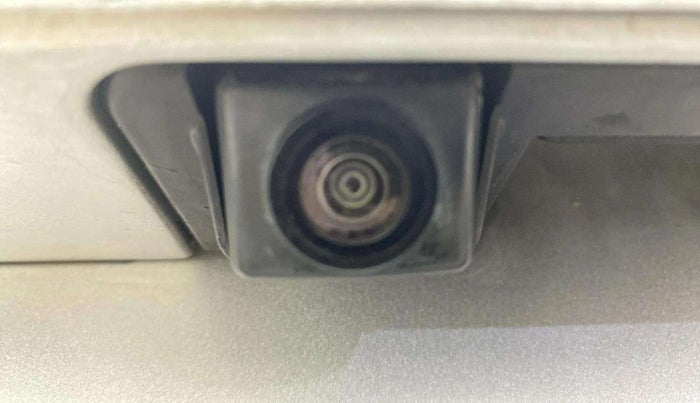 2019 Mahindra XUV300 W8 (O) 1.2 PETROL, Petrol, Manual, 41,826 km, Parking Camera