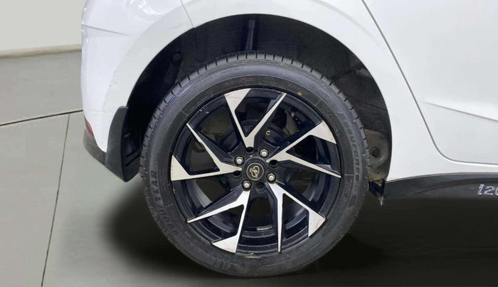 2021 Hyundai NEW I20 SPORTZ 1.2 MT, Petrol, Manual, 19,369 km, Right Rear Wheel