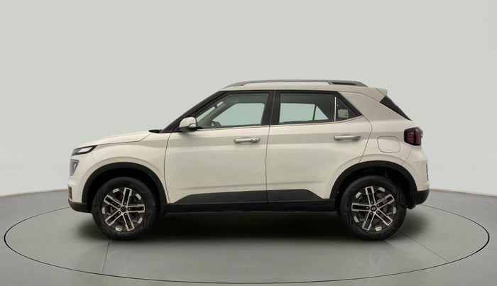 2022 Hyundai VENUE SX 1.2 PETROL, Petrol, Manual, 31,360 km, Left Side
