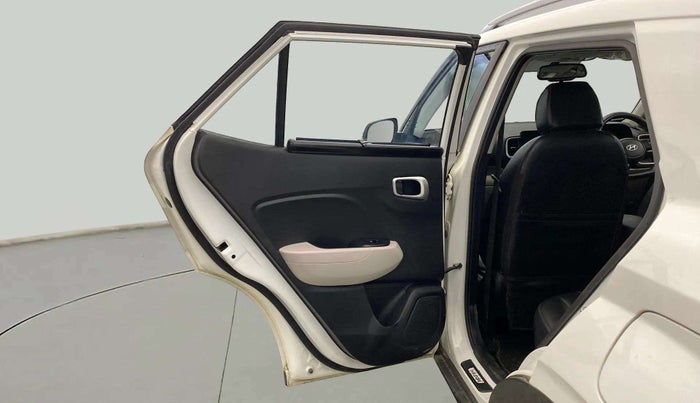 2022 Hyundai VENUE SX 1.2 PETROL, Petrol, Manual, 31,360 km, LHS Rear Door
