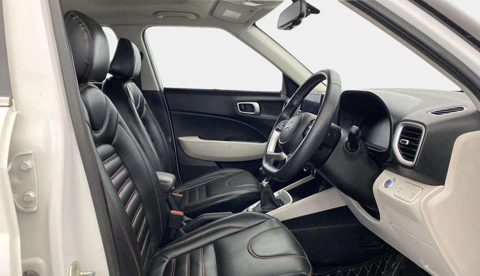 2022 Hyundai VENUE SX 1.2 PETROL, Petrol, Manual, 31,360 km, Right Side Front Door Cabin