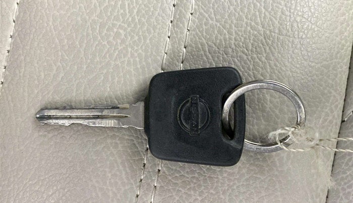 2024 Nissan MAGNITE XE, Petrol, Manual, 20,620 km, Key Close Up