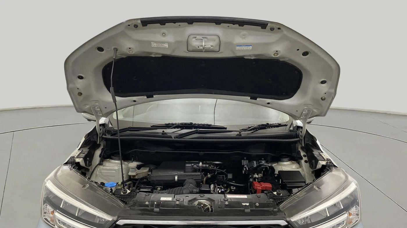 2022 Maruti XL6 ALPHA PLUS MT, Petrol, Manual, 20,734 km, Open Bonet
