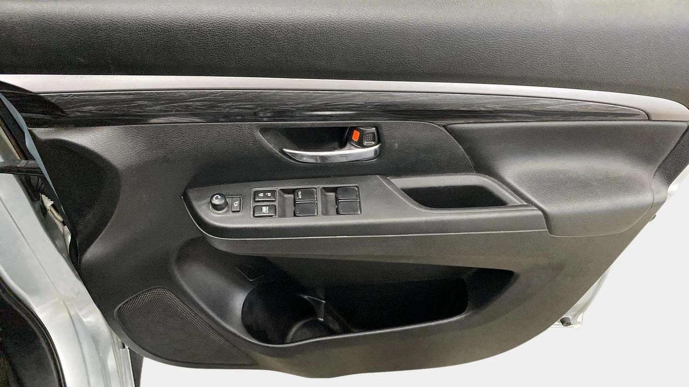 2022 Maruti XL6 ALPHA PLUS MT, Petrol, Manual, 20,734 km, Driver Side Door Panels Control