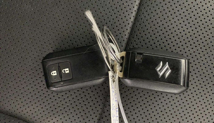 2022 Maruti XL6 ALPHA PLUS MT, Petrol, Manual, 20,734 km, Key Close Up