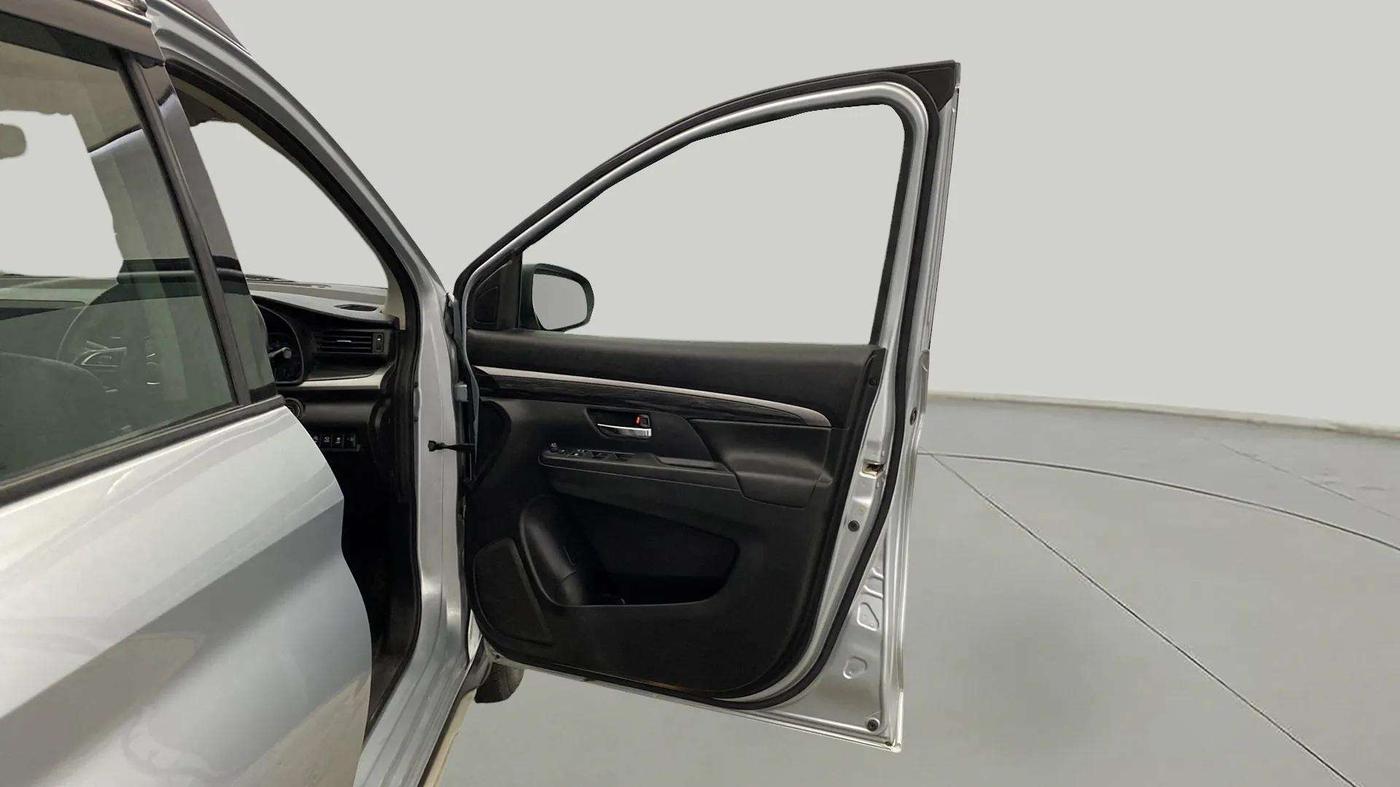 2022 Maruti XL6 ALPHA PLUS MT, Petrol, Manual, 20,734 km, RHS Front Door