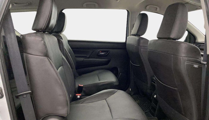 2022 Maruti XL6 ALPHA PLUS MT, Petrol, Manual, 20,734 km, Right Side Rear Door Cabin