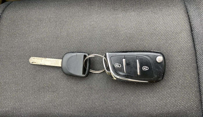 2012 Honda City 1.5L I-VTEC V MT SUNROOF, Petrol, Manual, 95,043 km, Key Close Up