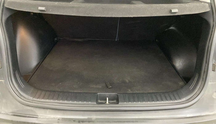 2021 Hyundai Creta SX EXECUTIVE 1.5 PETROL, Petrol, Manual, 29,036 km, Boot Inside