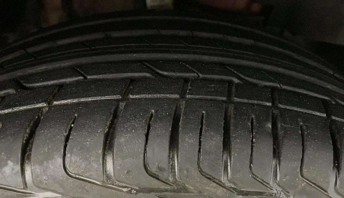 2023 Tata NEXON FEARLESS + S P MT, Petrol, Manual, 11,929 km, Right Front Tyre Tread