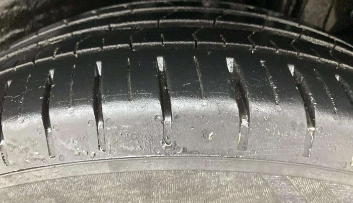2019 Tata NEXON XM PETROL, Petrol, Manual, 95,631 km, Left Rear Tyre Tread