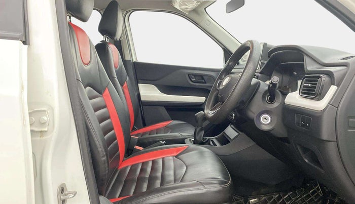 2024 Tata PUNCH PURE MT, Petrol, Manual, 28,542 km, Right Side Front Door Cabin