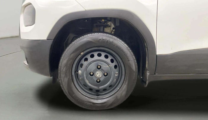 2024 Tata PUNCH PURE MT, Petrol, Manual, 28,542 km, Left Front Wheel