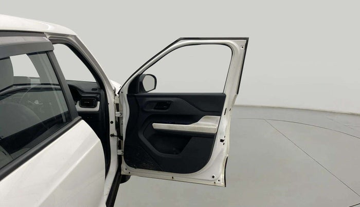 2024 Tata PUNCH PURE MT, Petrol, Manual, 28,542 km, RHS Front Door