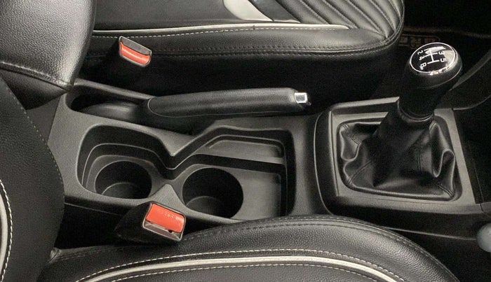 2020 Maruti Vitara Brezza VXI, Petrol, Manual, 17,165 km, Gear Lever