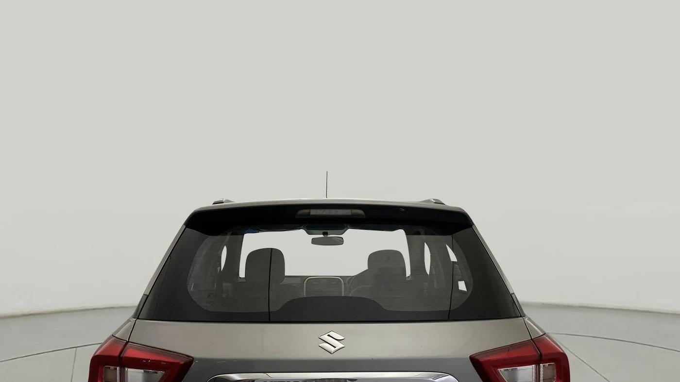 2020 Maruti Vitara Brezza VXI, Petrol, Manual, 17,320 km, Rear Windshield