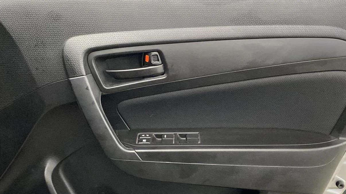 2020 Maruti Vitara Brezza VXI, Petrol, Manual, 17,320 km, Driver Side Door Panels Control