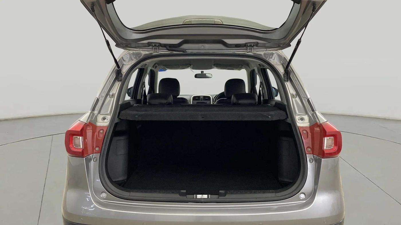 2020 Maruti Vitara Brezza VXI, Petrol, Manual, 17,320 km, Boot Inside