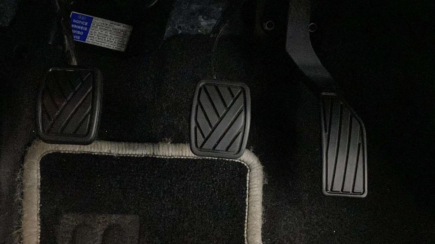 2020 Maruti Vitara Brezza VXI, Petrol, Manual, 17,320 km, Pedals