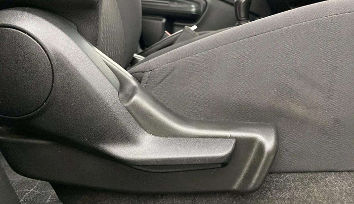 2023 Maruti Celerio VXI, Petrol, Manual, 13,106 km, Driver Side Adjustment Panel
