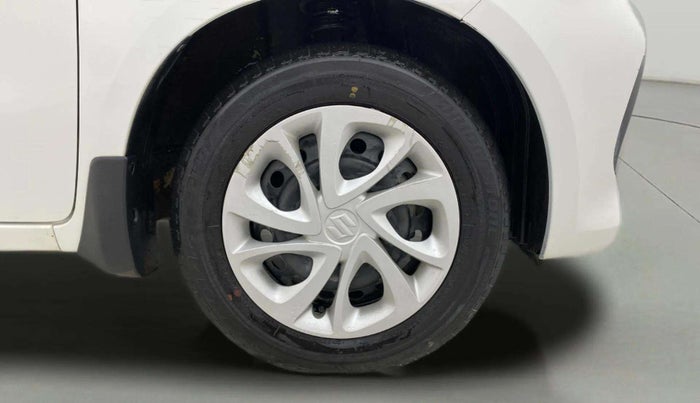 2023 Maruti Celerio VXI, Petrol, Manual, 13,106 km, Right Front Wheel