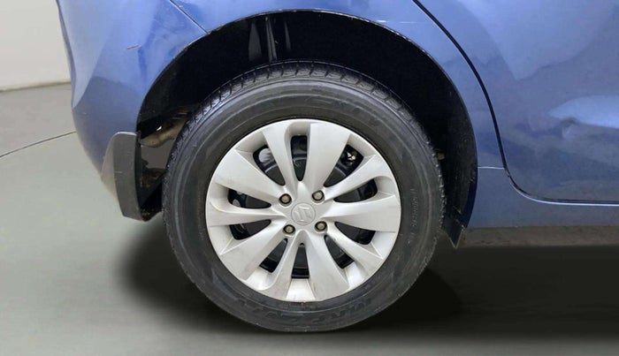 2017 Maruti Baleno DELTA PETROL 1.2, Petrol, Manual, 38,972 km, Right Rear Wheel
