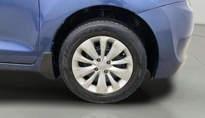 2017 Maruti Baleno DELTA PETROL 1.2, Petrol, Manual, 38,972 km, Right Front Wheel