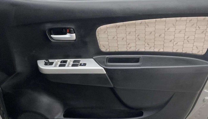 2014 Maruti Wagon R 1.0 VXI, Petrol, Manual, 21,975 km, Driver Side Door Panels Control