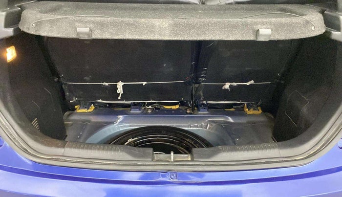 2017 Maruti IGNIS DELTA 1.2, Petrol, Manual, 48,300 km, Boot Inside