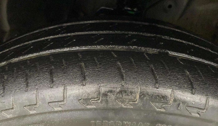 2017 Maruti IGNIS DELTA 1.2, Petrol, Manual, 48,300 km, Left Front Tyre Tread