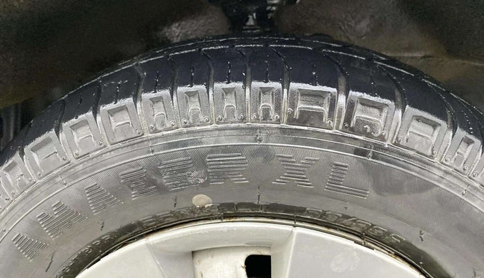 2017 Maruti Eeco 5 STR WITH A/C+HTR, Petrol, Manual, 36,418 km, Right Front Tyre Tread