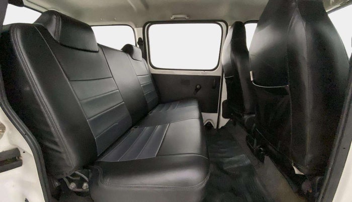 2017 Maruti Eeco 5 STR WITH A/C+HTR, Petrol, Manual, 36,418 km, Right Side Rear Door Cabin